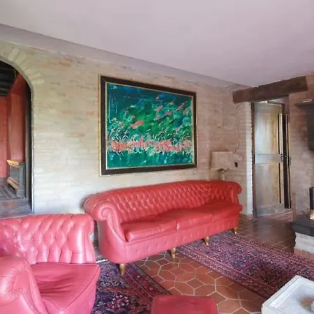 Pesaro Sleeps 8 *