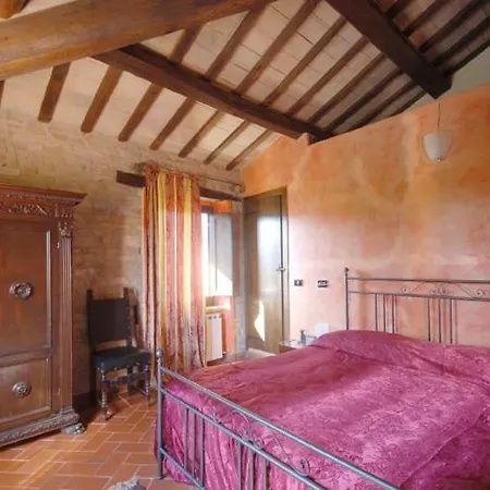 Pesaro Sleeps 8 *