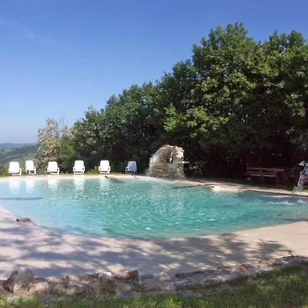 Pesaro Sleeps 8 *