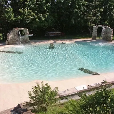 Pesaro Sleeps 8