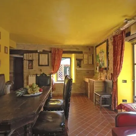 Pesaro Sleeps 8 *
