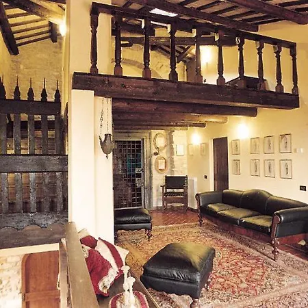 Pesaro Sleeps 8 Вилла Урбино